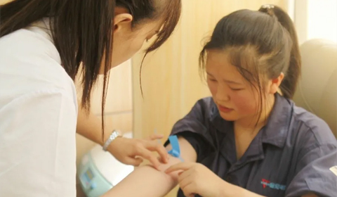 "Dedicate love, you and I walk" - Jinhong Electric organized blood donation activities